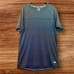 Pony Men’s Mesh Performance T-Shirt Size M– Athletic Tee with Back Zipper Pocket